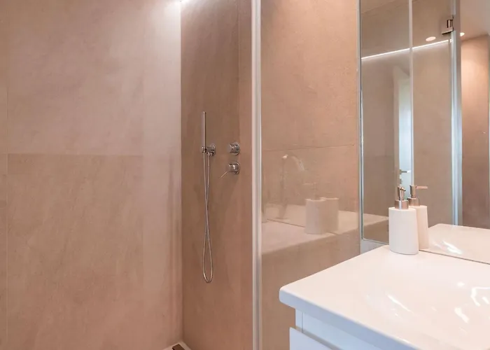 Apartman Ribeira Garden 2bdr By Lovelystay *